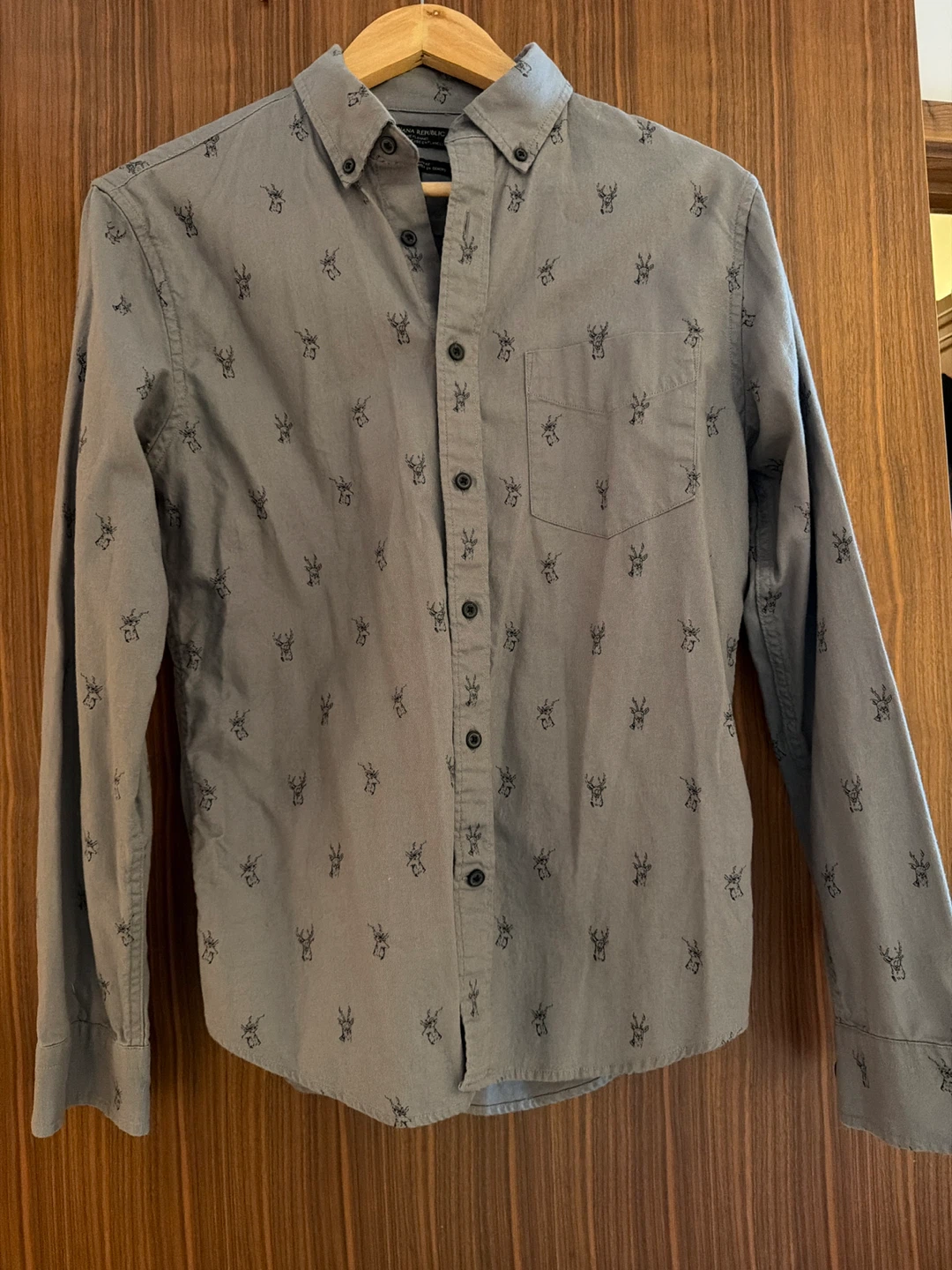Banana Republic Men’s Button-Up Shirt - Grey Deer Print (size S)