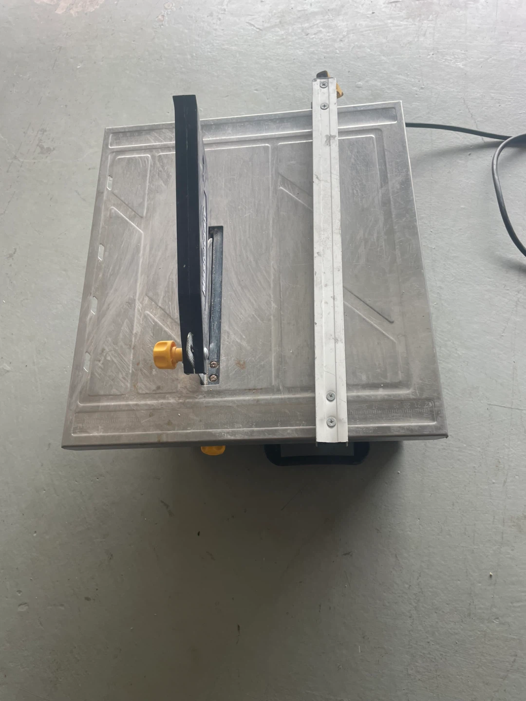 Mastercraft Wet Tile Saw