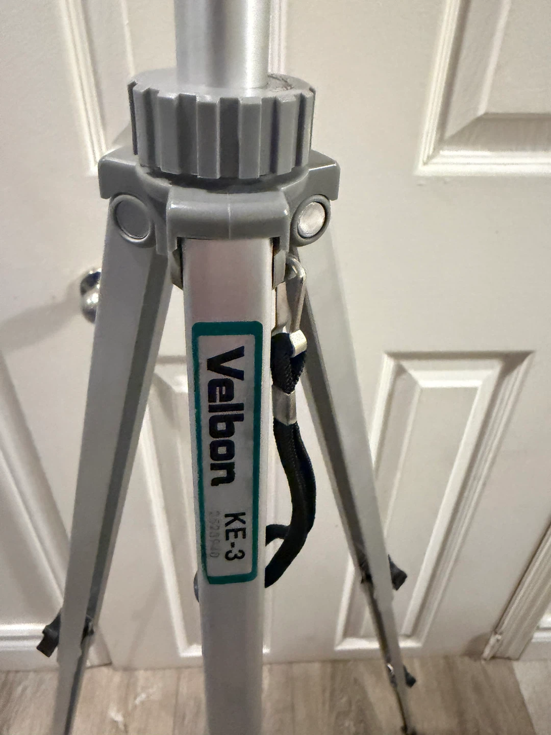 New Velbon KE-3 Tripod - photo 2