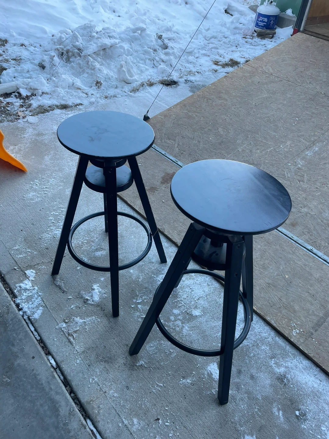 Set of 2 Black Swivel Bar Stools