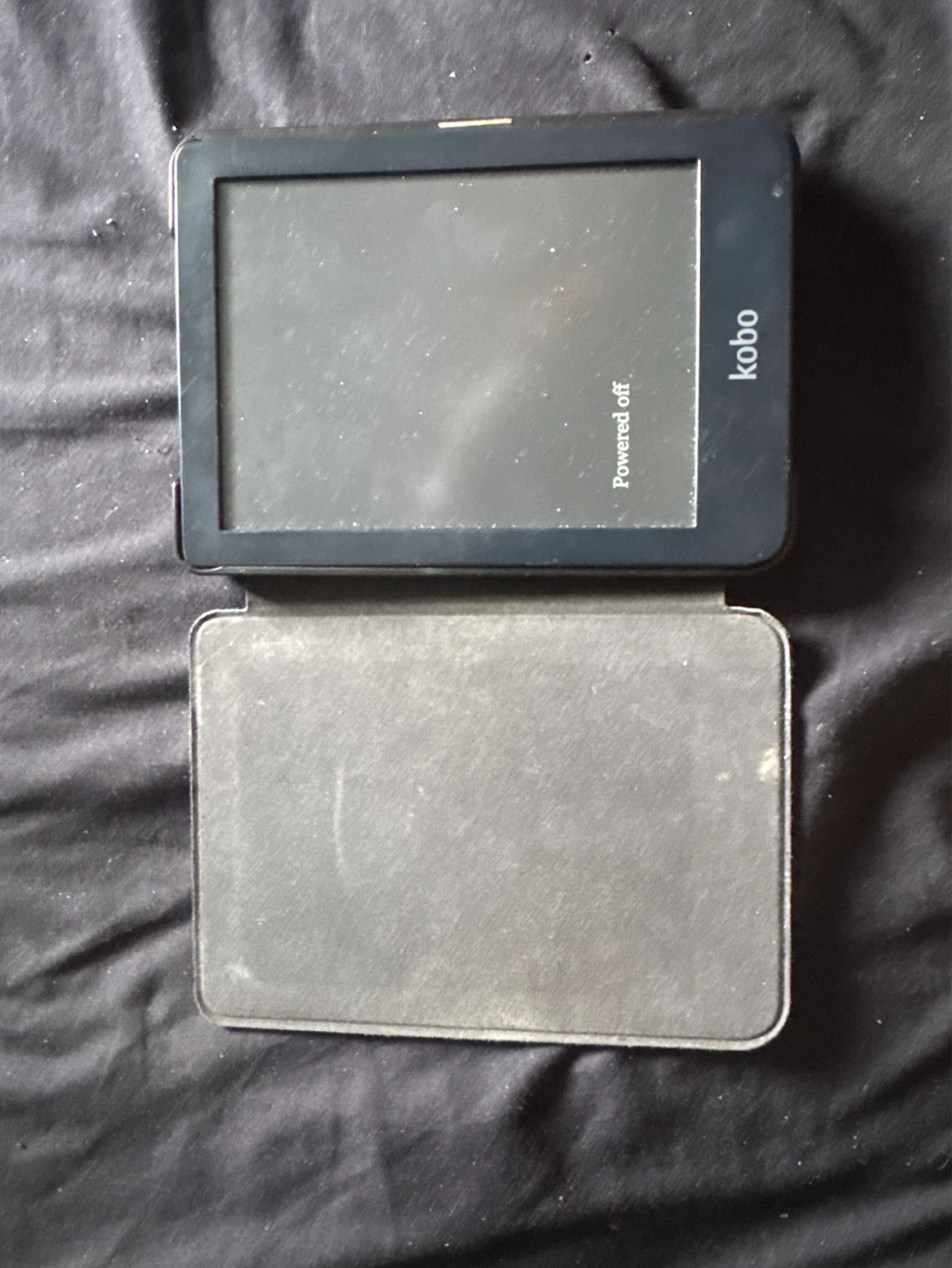 Kobo E-Reader with Cover