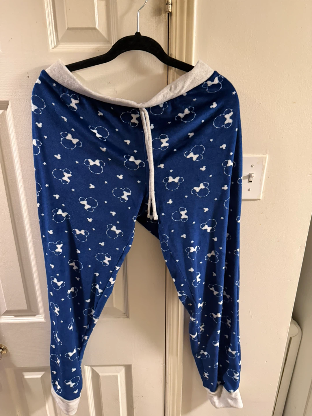 Bundle of 4 Clothing Joggers, Pyjama Pants, Hoodie & Cardigan - photo 4