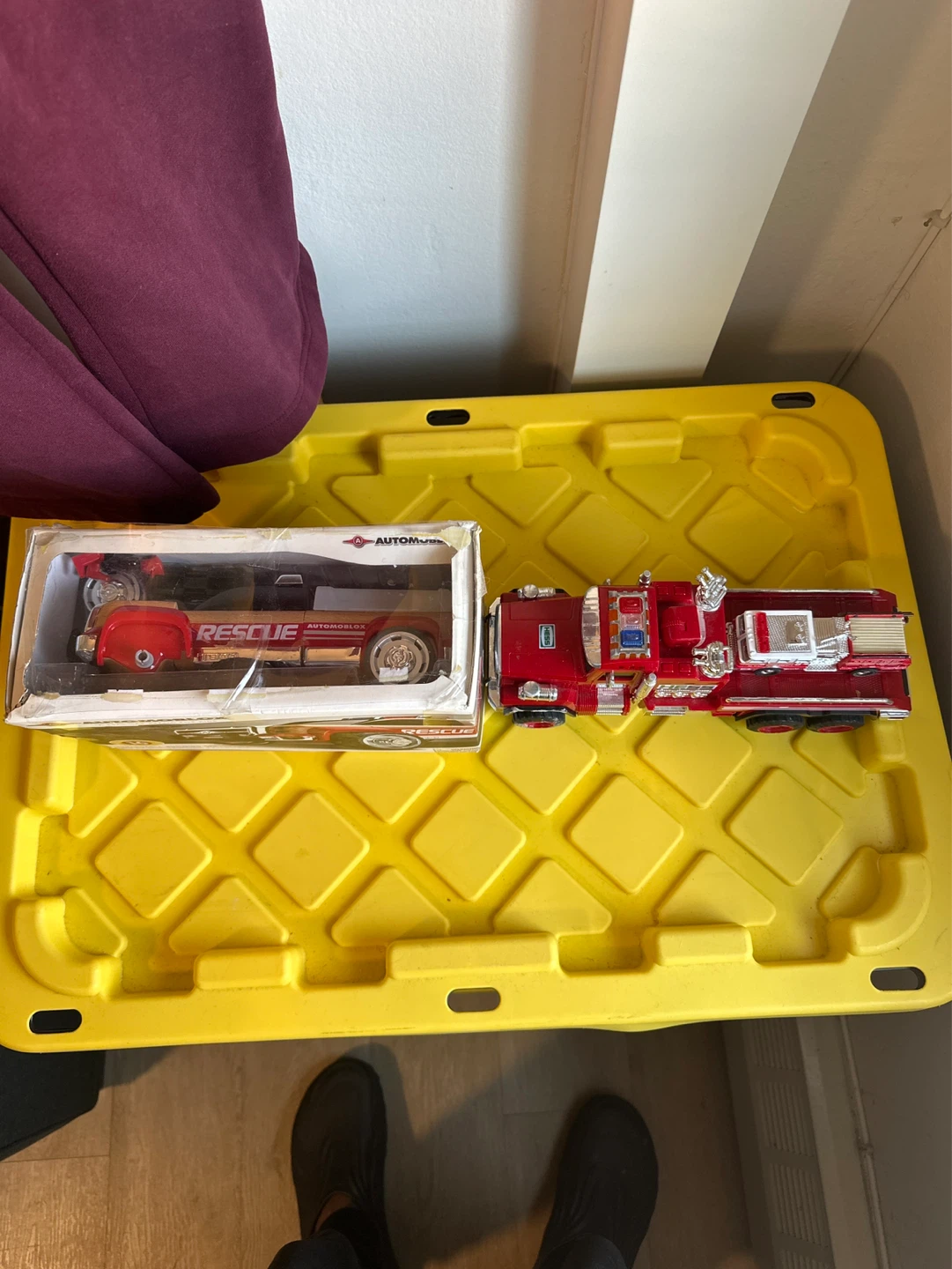 Automoblox Rescue Building Set and Fire Truck Toy - photo 2