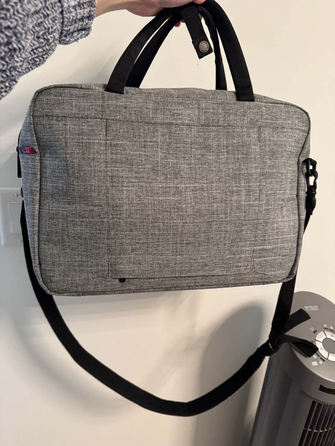 Herschel Gibson 15” Laptop Messenger Bag, Grey Raven Crosshatch - photo 2