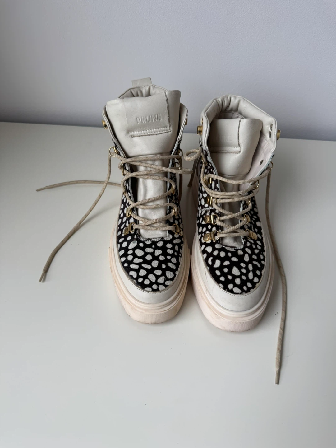 Prüne high-top sneakers