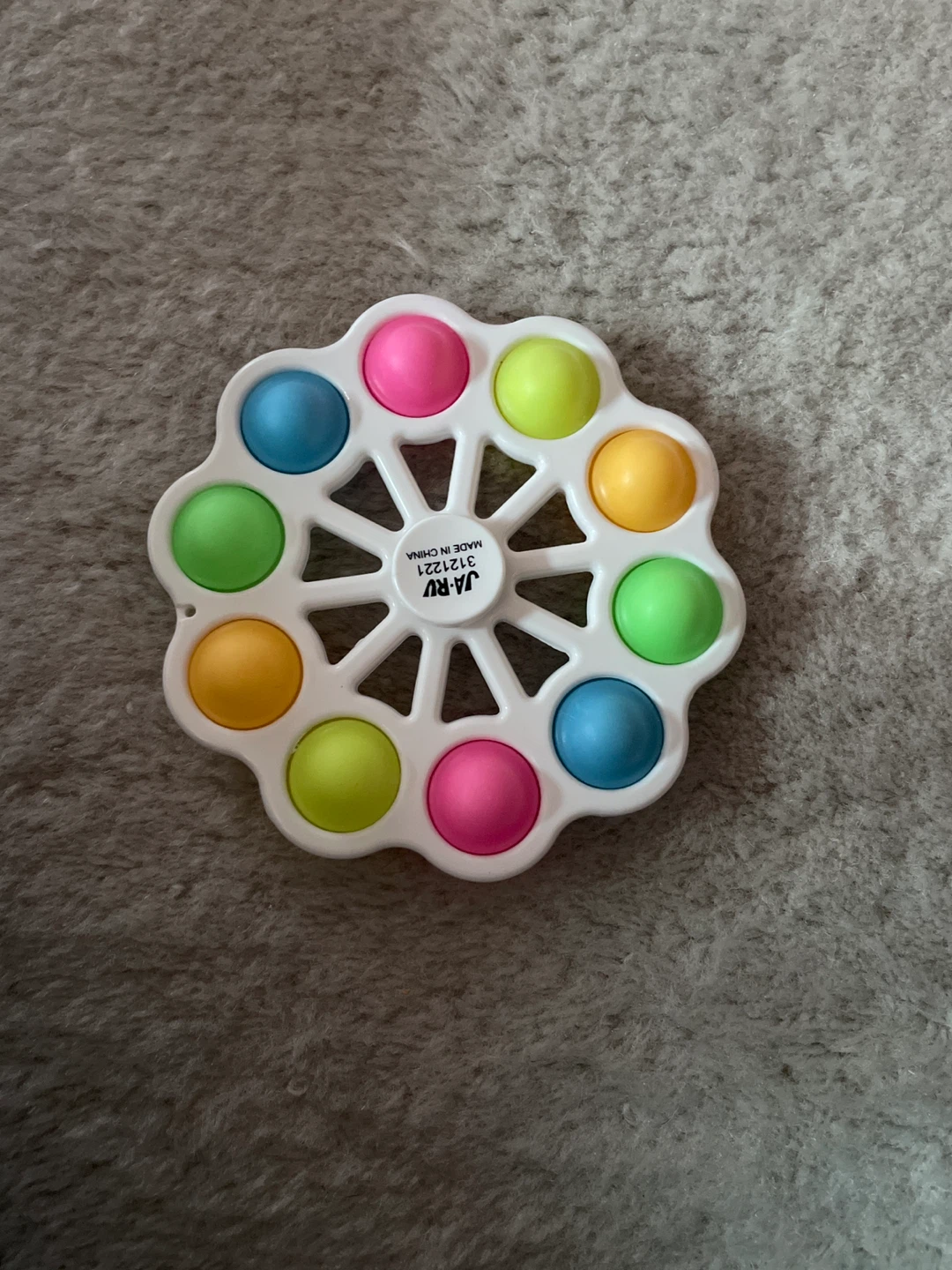 Fat Brain Toy Co. Simply Flip & Fidget Toy