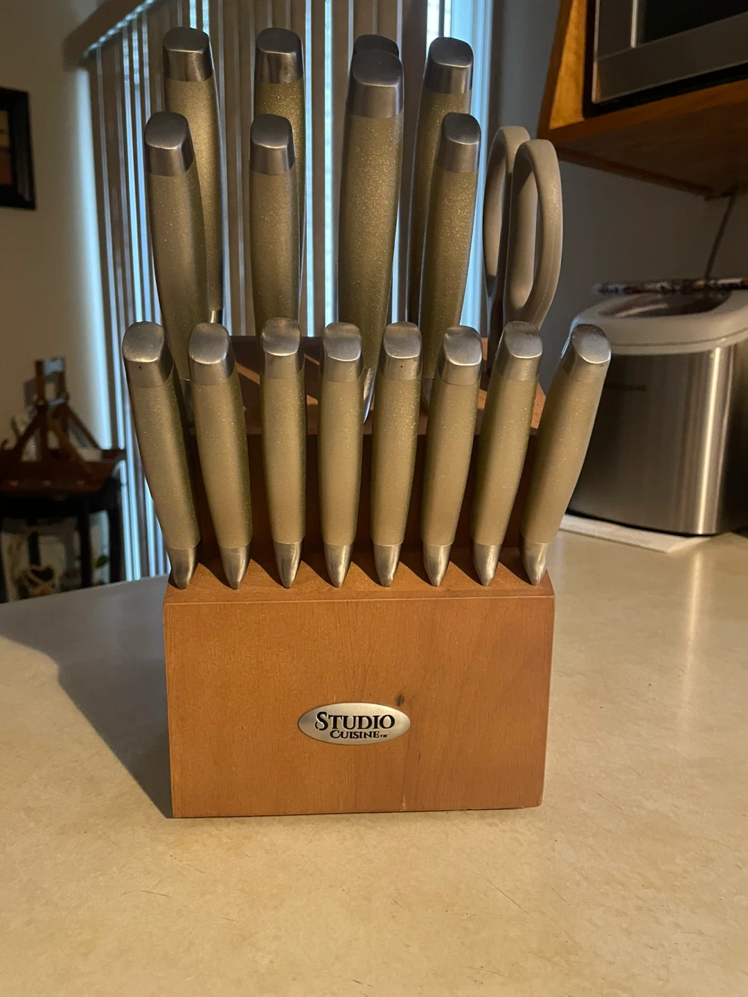Studio Cuisine 16-Piece Knife Block Set