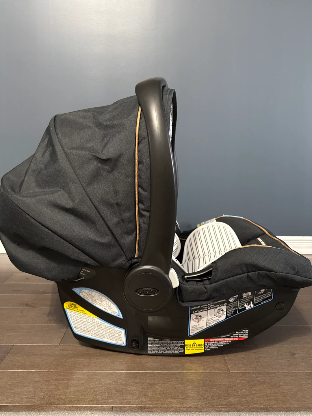 Graco Infant Car Seat with Base