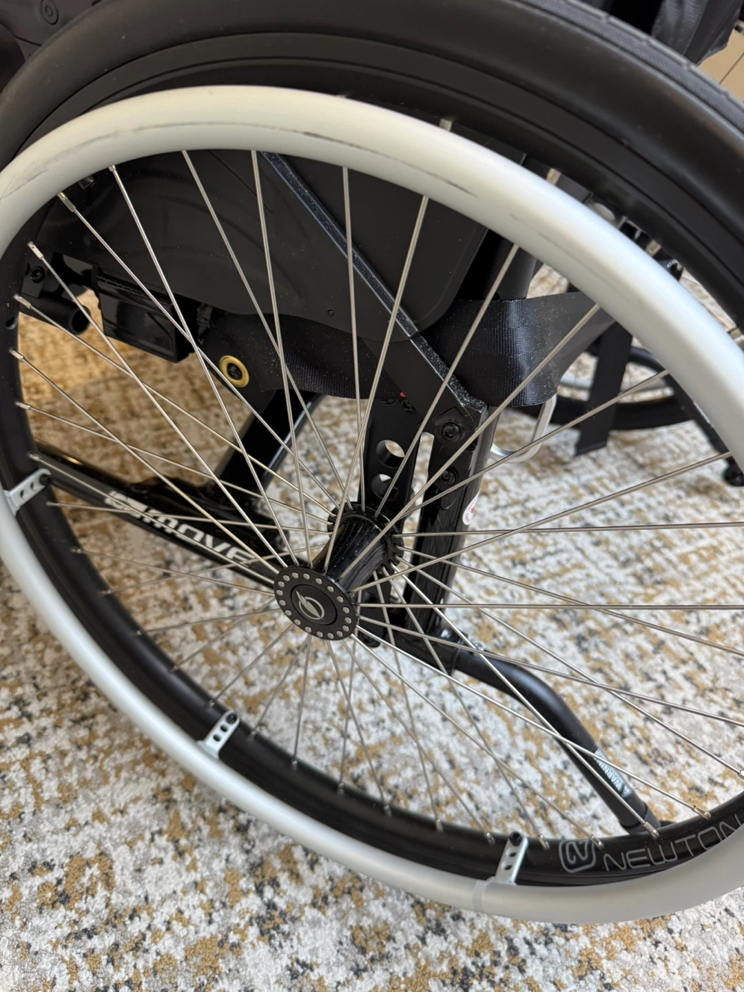 Motion Composites "MOVE" Folding Wheelchair - photo 2