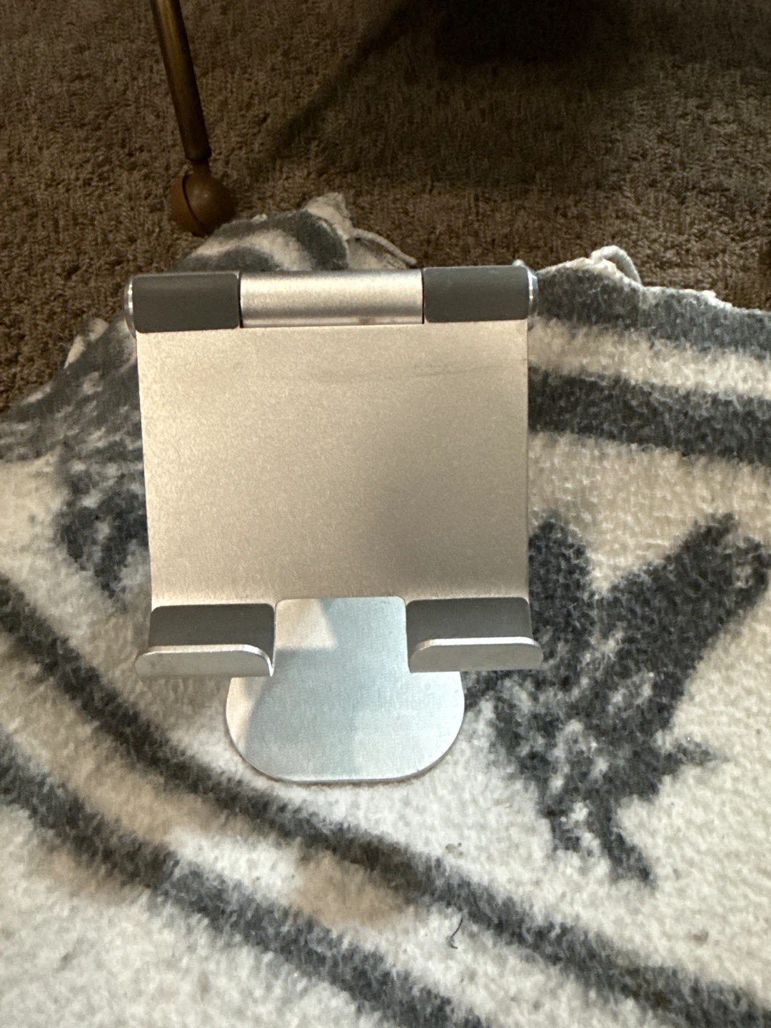 Silver Metal Tablet Stand
