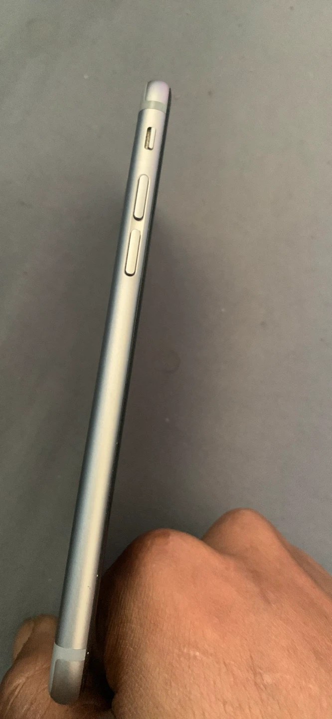 Apple iPhone 6s - Silver - photo 4