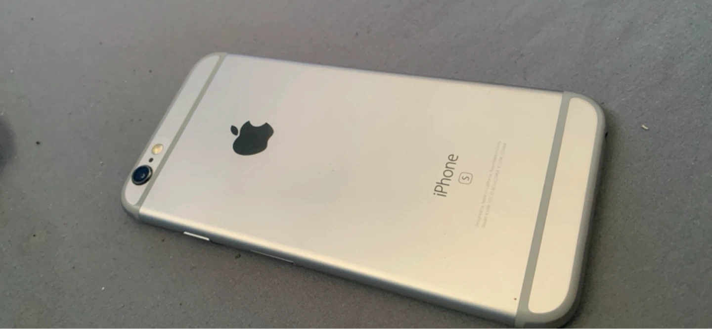 Apple iPhone 6s - Silver - photo 2