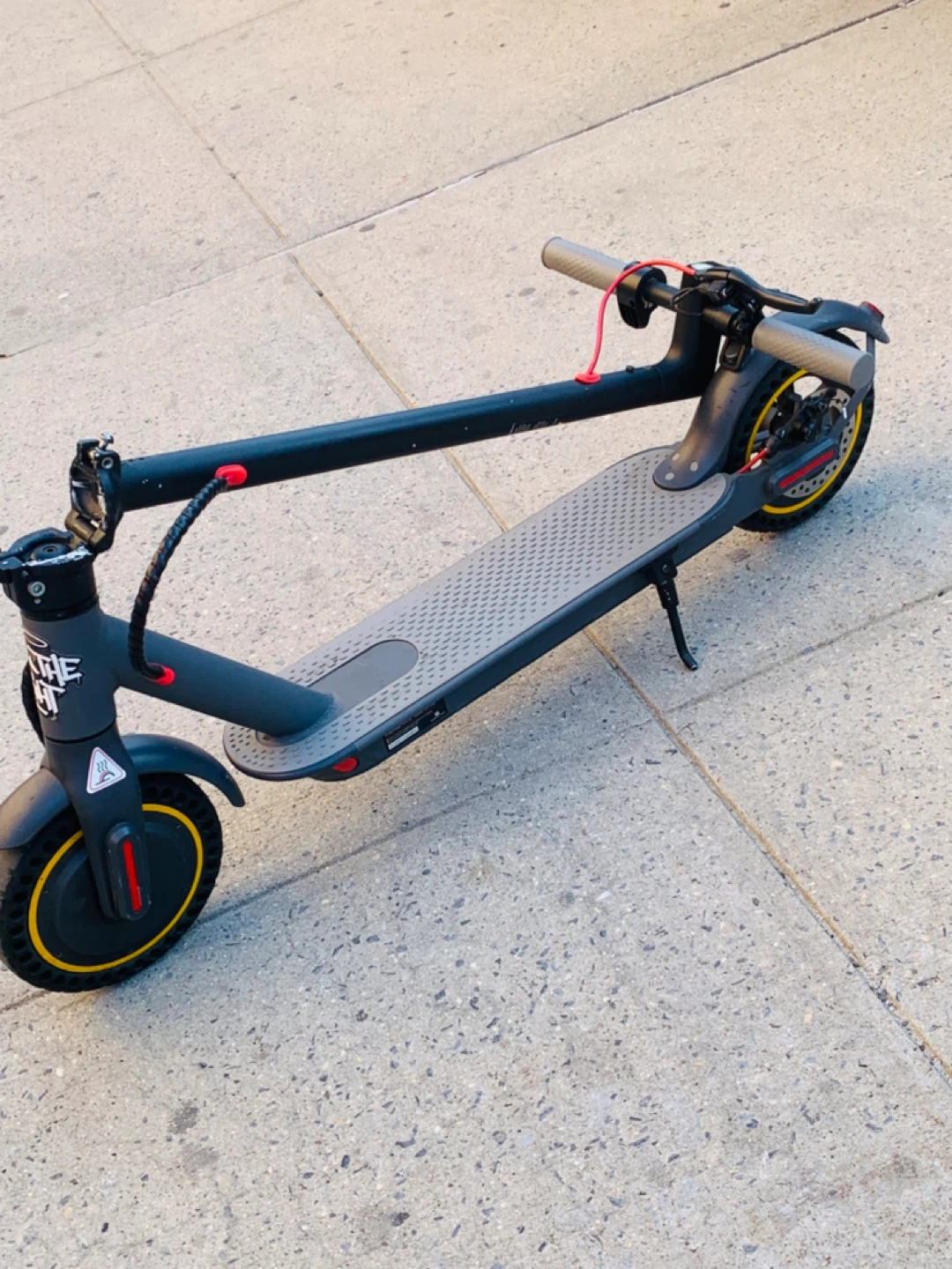 Aovopro Electric KickScooter - photo 3