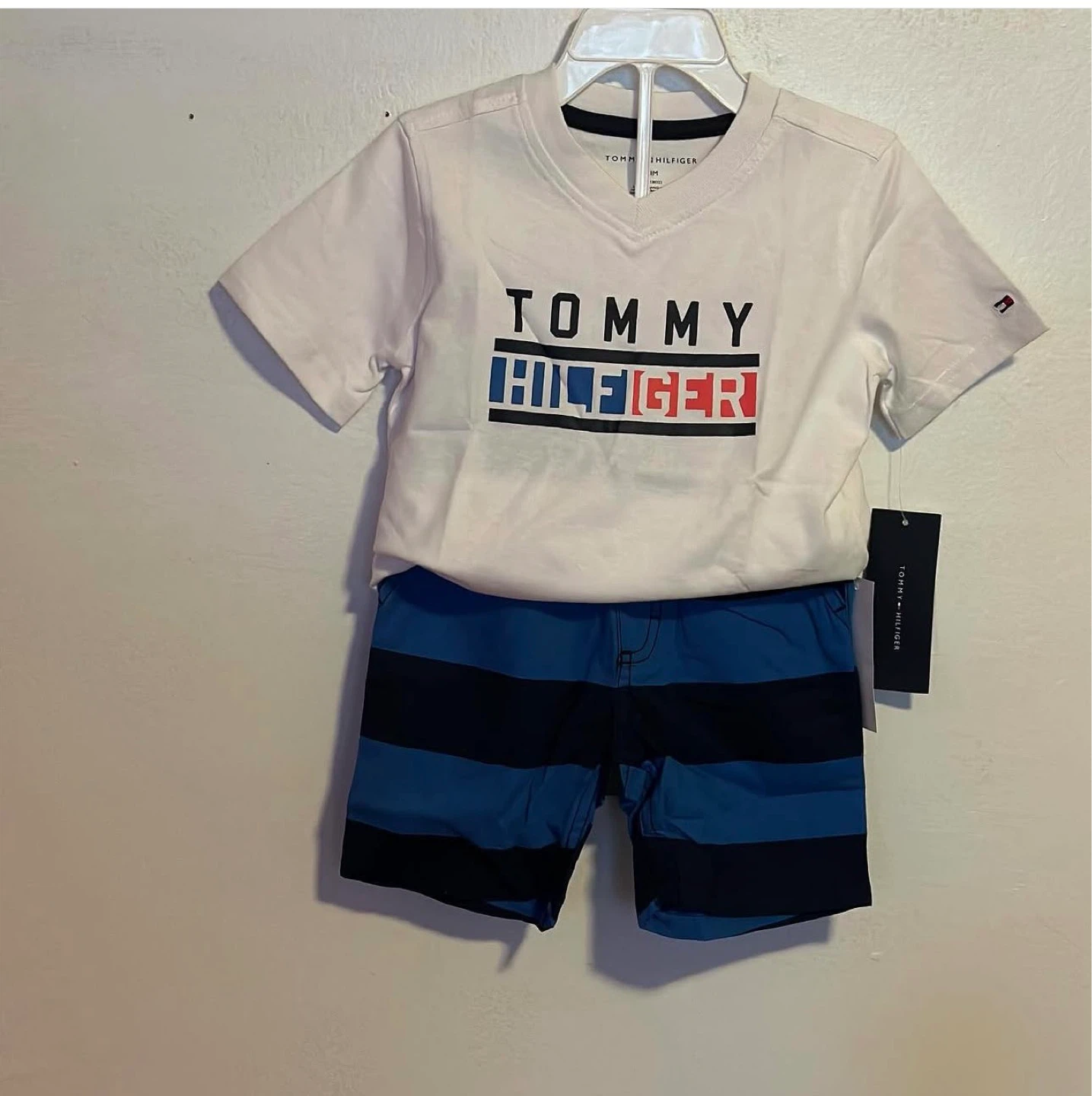 BOYS 2PC SHORTS SUITE (SIZE:24 MONTHS)