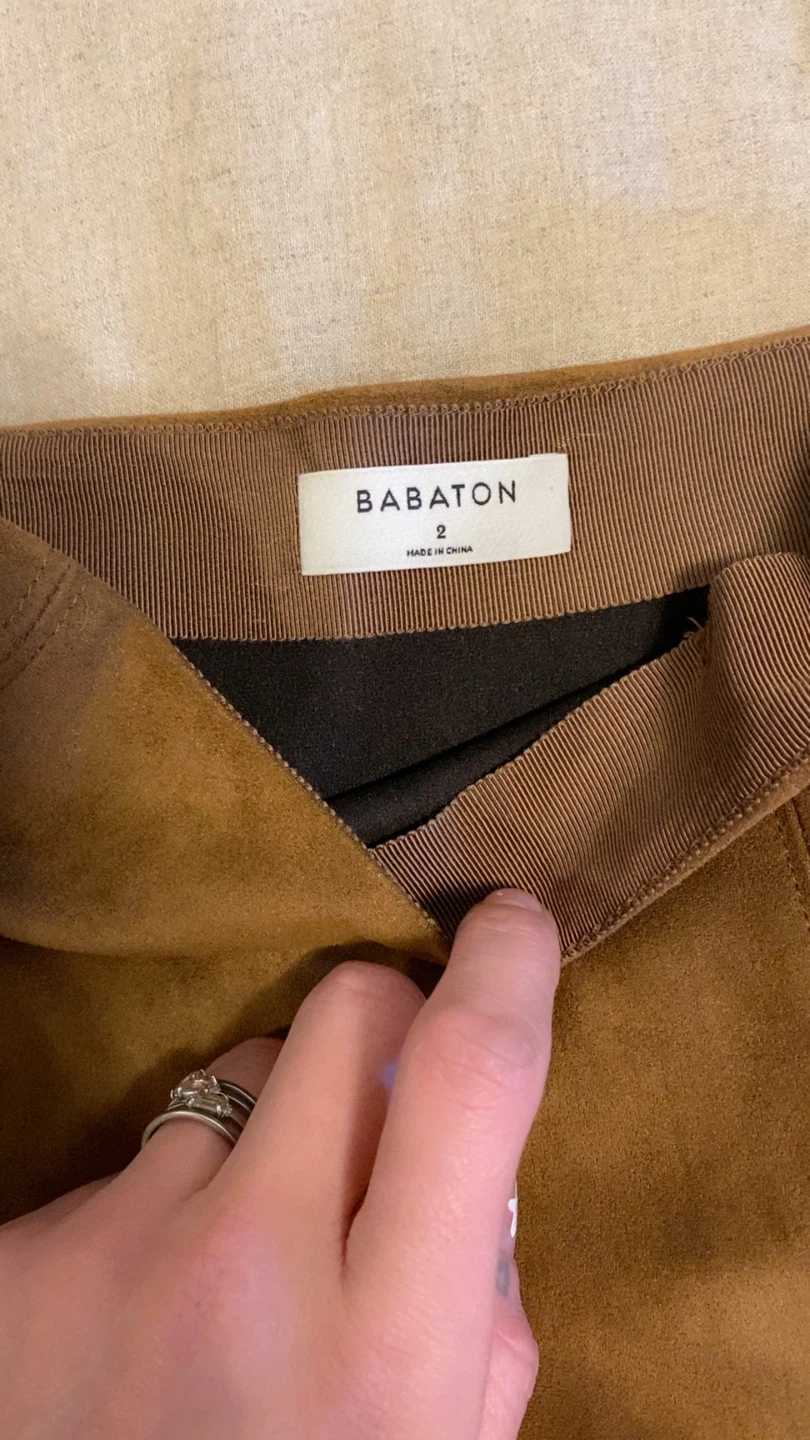 Babaton faux Suede skirt - photo 2