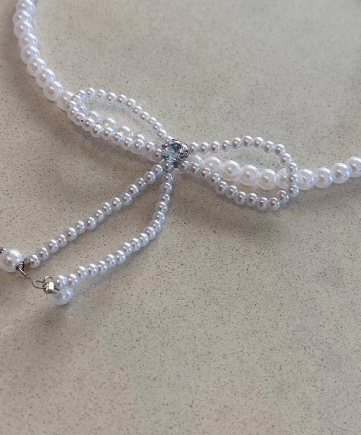 Elegant Pearl Bow Necklace - photo 4