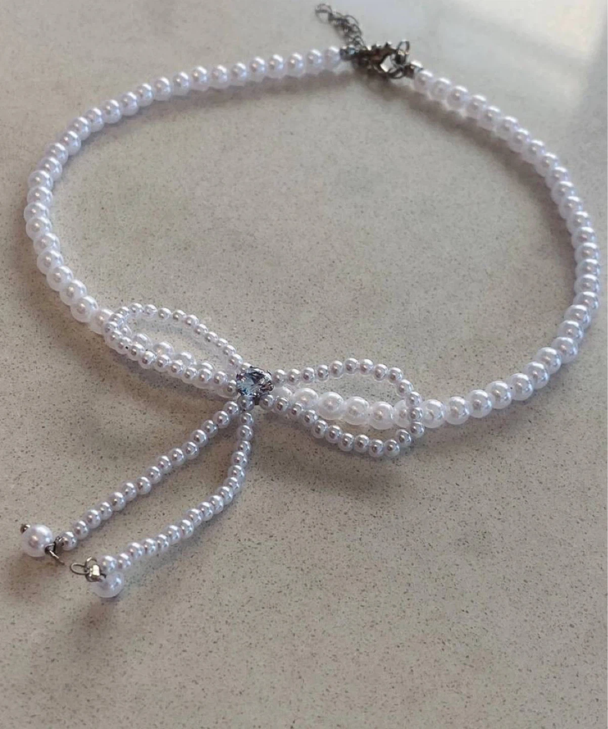 Elegant Pearl Bow Necklace - photo 5