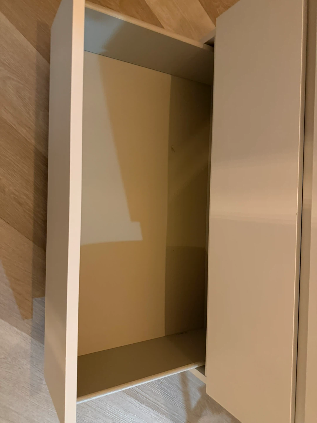 IKEA 3-Drawer dresser  - White - photo 4