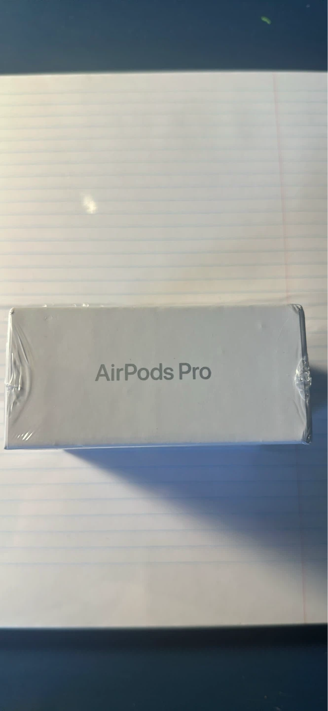 Apple AirPods Pro (2nd generation) - photo 2