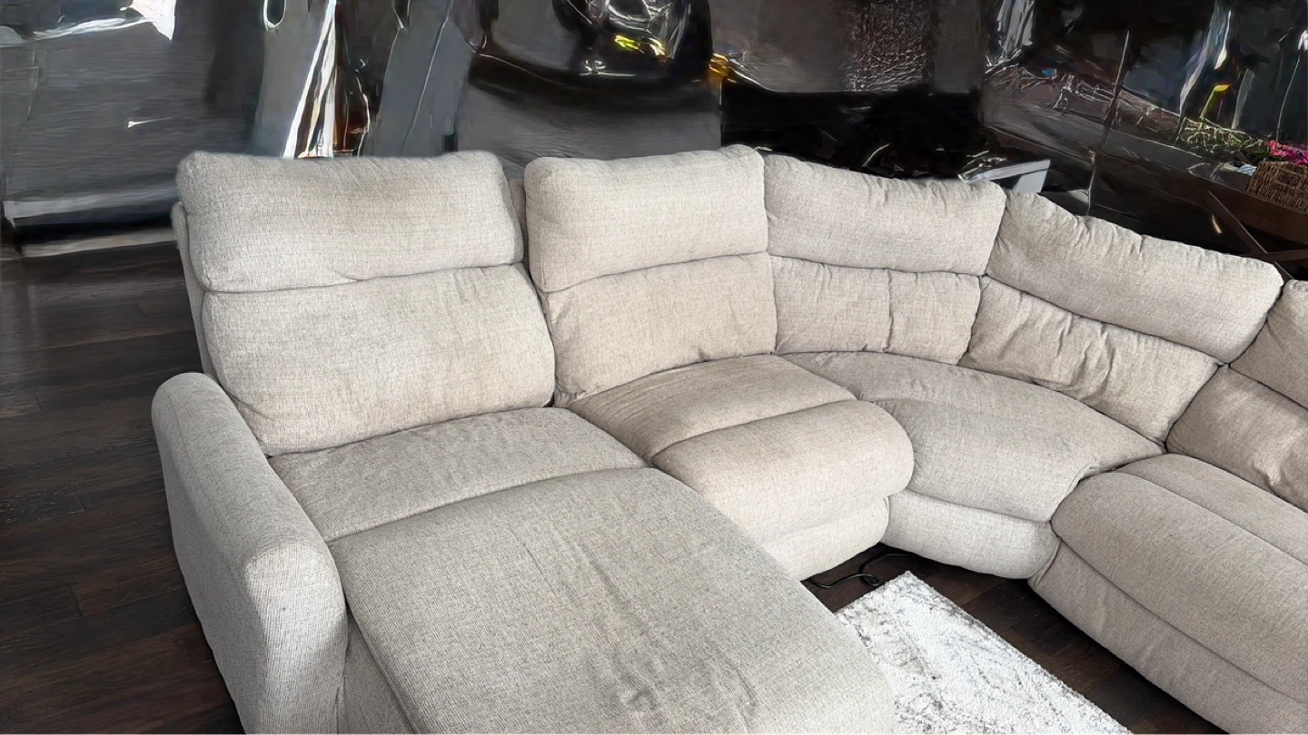 Sectional Reclining Sofa with Cup Holders - photo 3