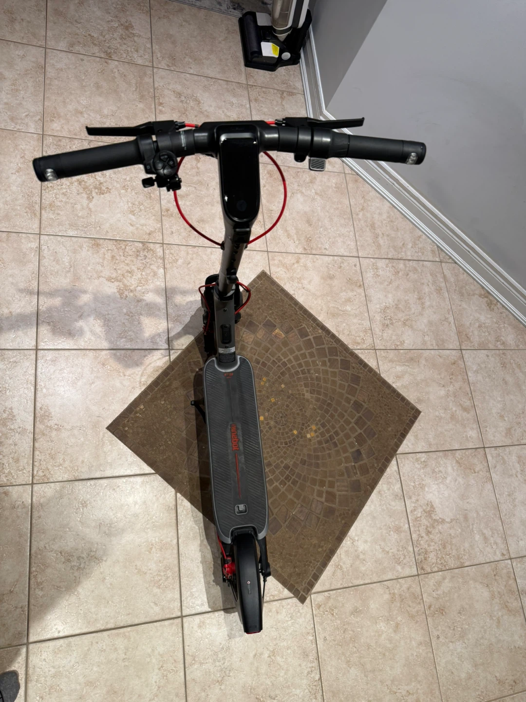 Segway Ninebot F3 Pro Electric Scooter - photo 2