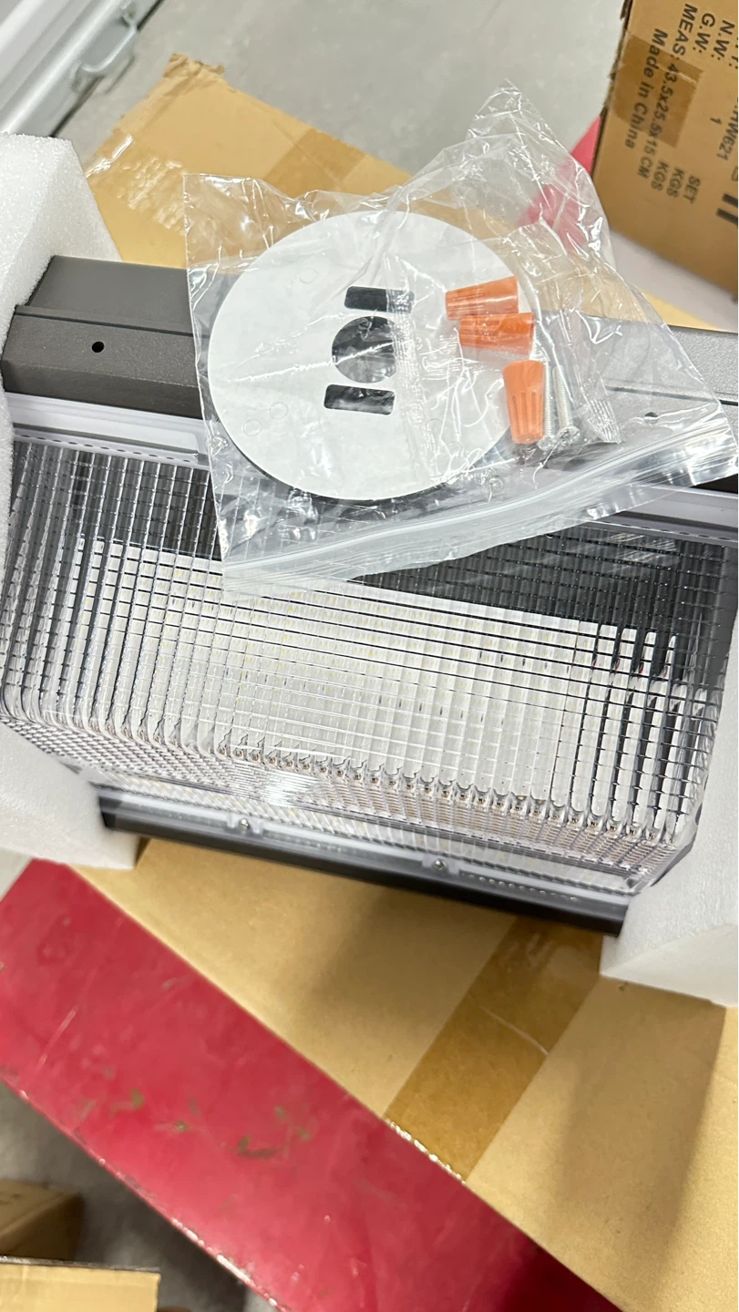 LED Wall Pack Light - photo 4
