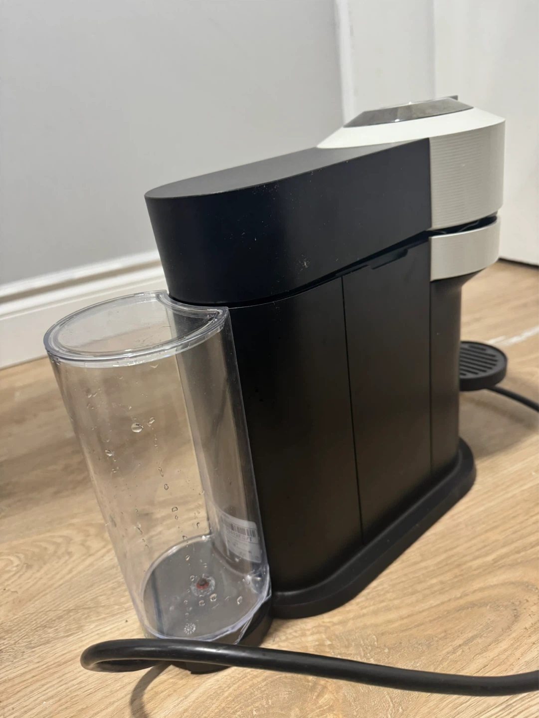 Nespresso Coffee Machine - photo 3