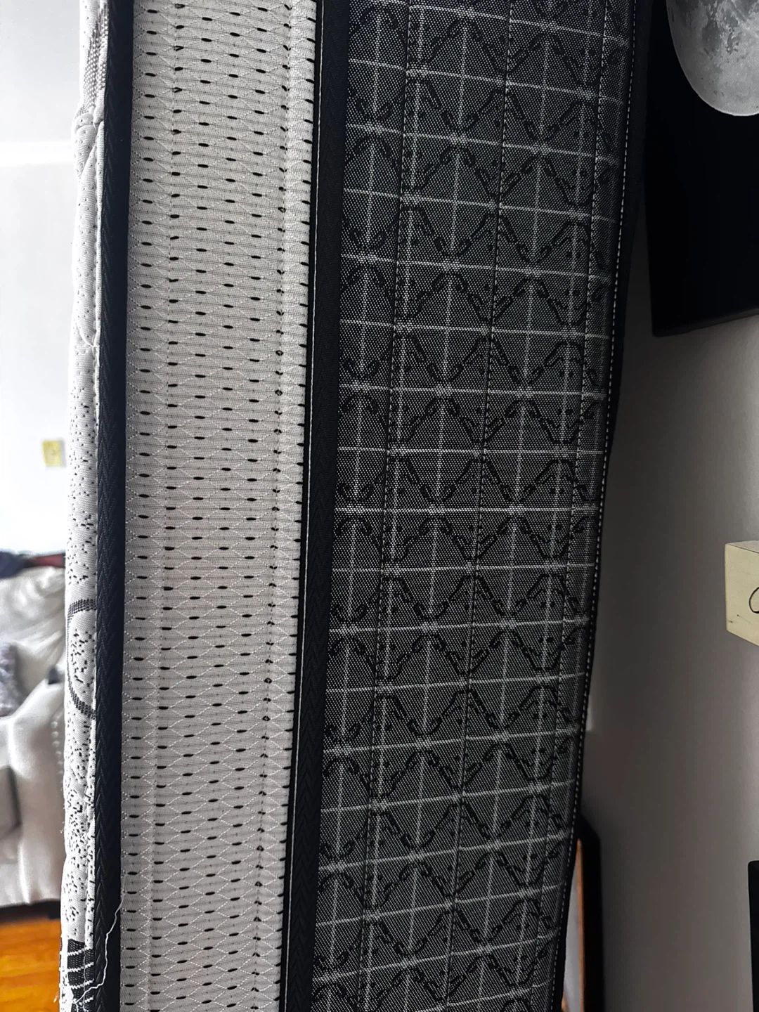 Twin mattress - photo 5