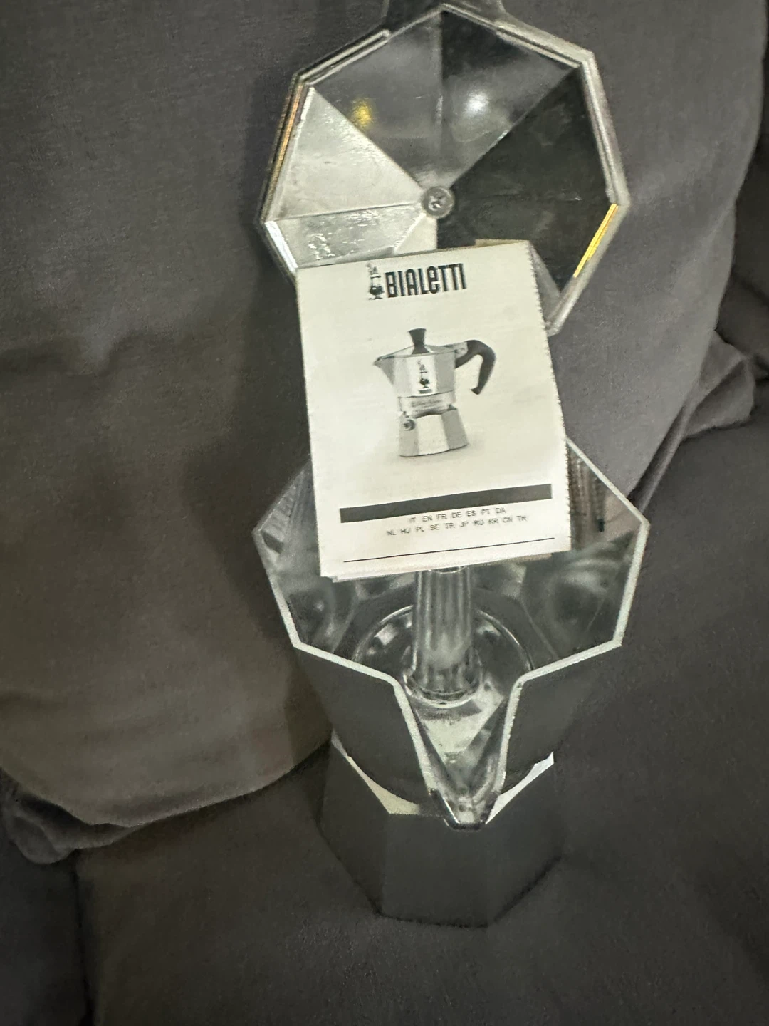 Bialetti Moka Express Stovetop Espresso Maker - photo 4