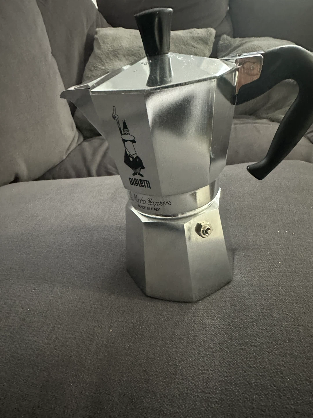 Bialetti Moka Express Stovetop Espresso Maker - photo 2