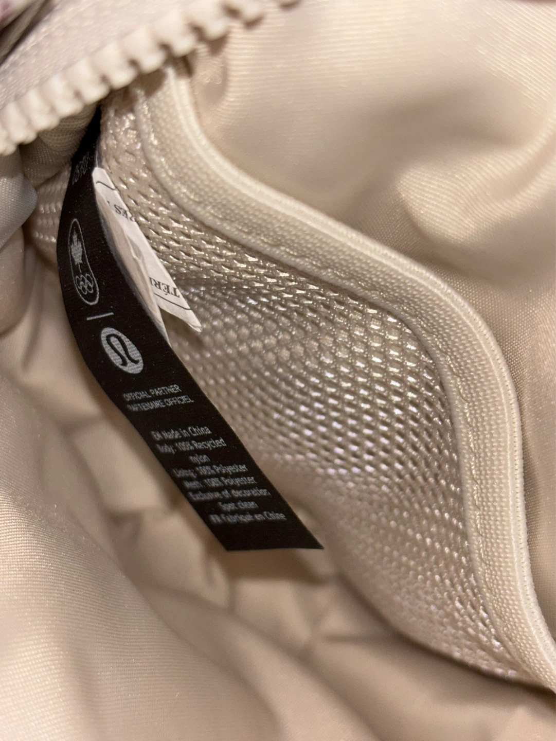 Lululemon White Maple Leaf Crossbody Bag - photo 2