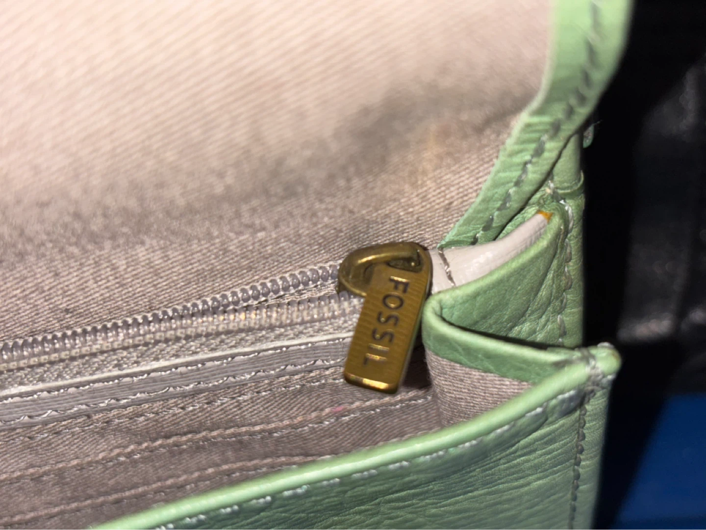 Fossil Green Leather Clutch Wallet - photo 2