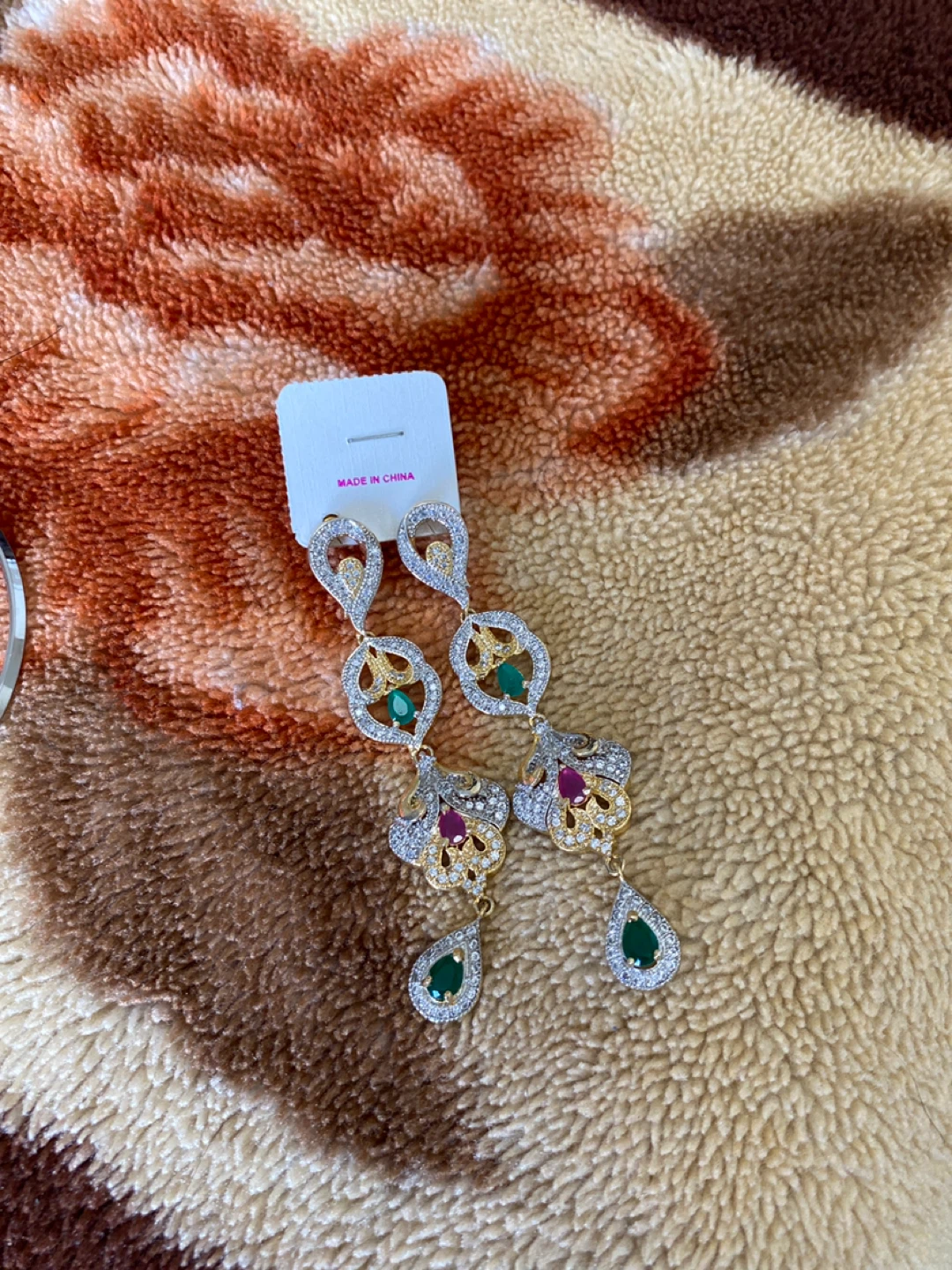 Gold-tone long drop earrings with green and red stones - photo 2