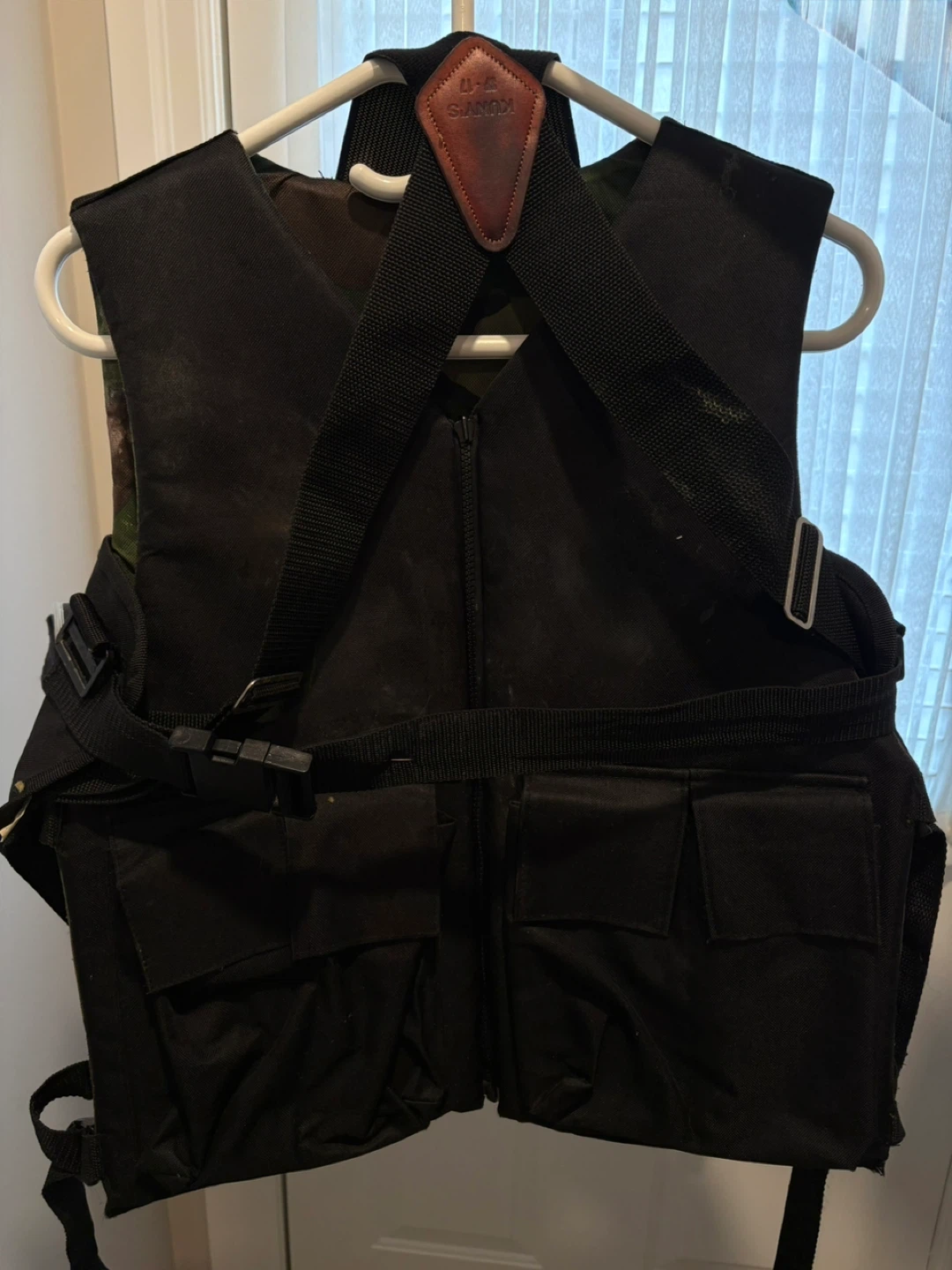 Airsoft/Paintball Bundle-Helmet, Vest, Harness & Rucksack! - photo 3