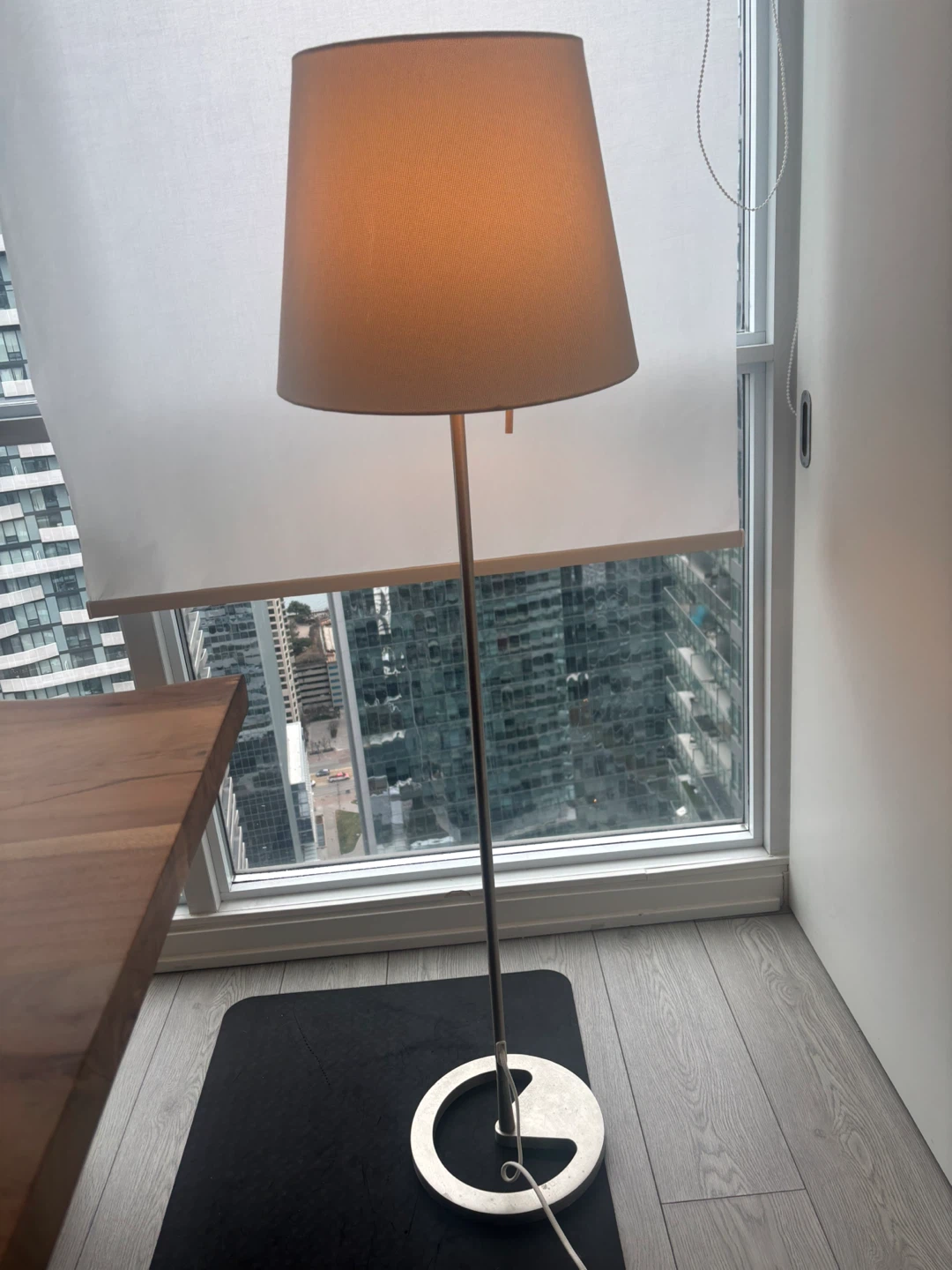 Floor Lamp - photo 2