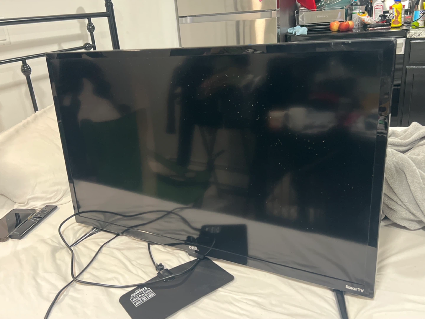 Onn. Roku TV 32-inch