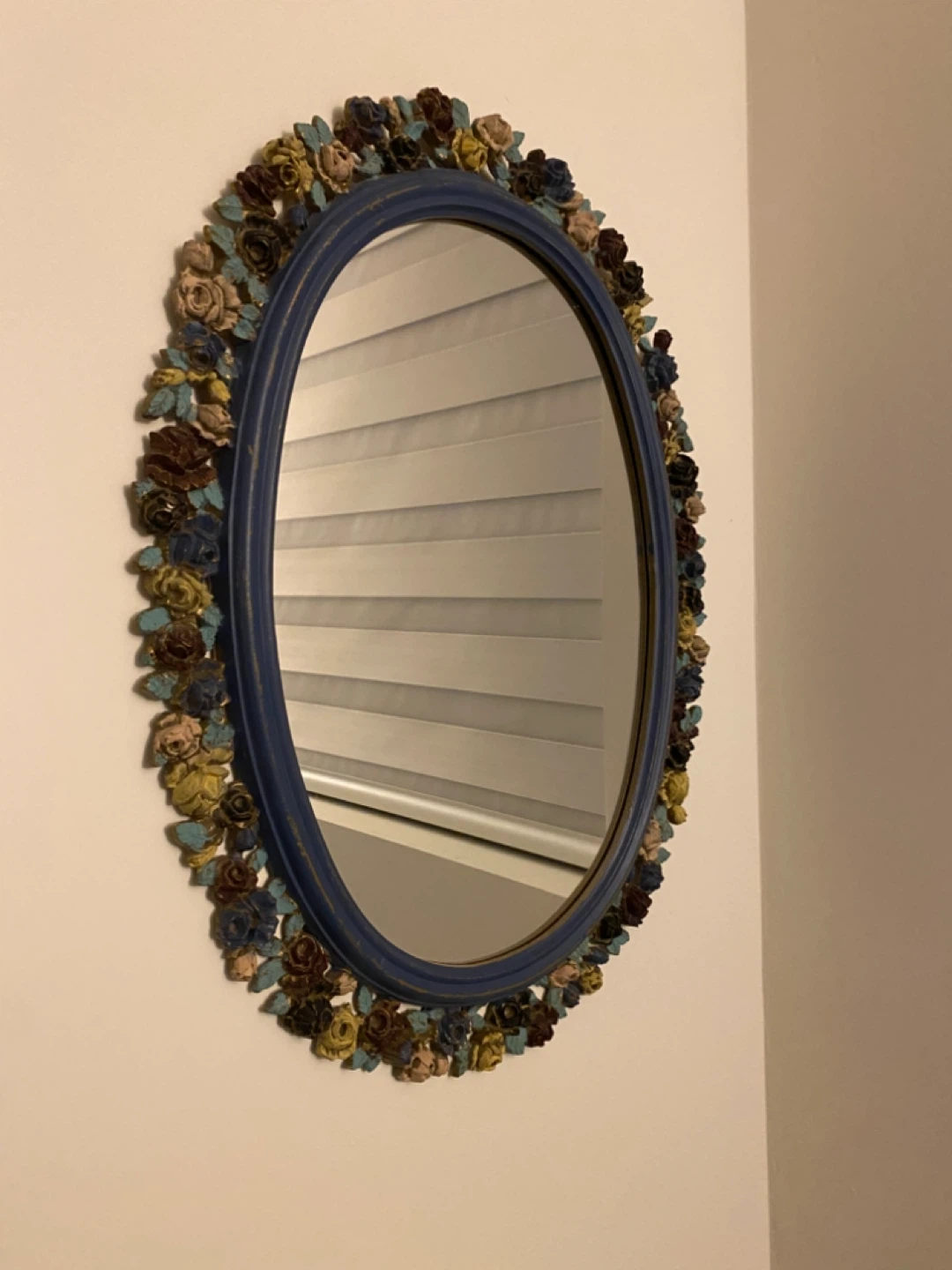 Oval Decorative Mirror with Floral Frame