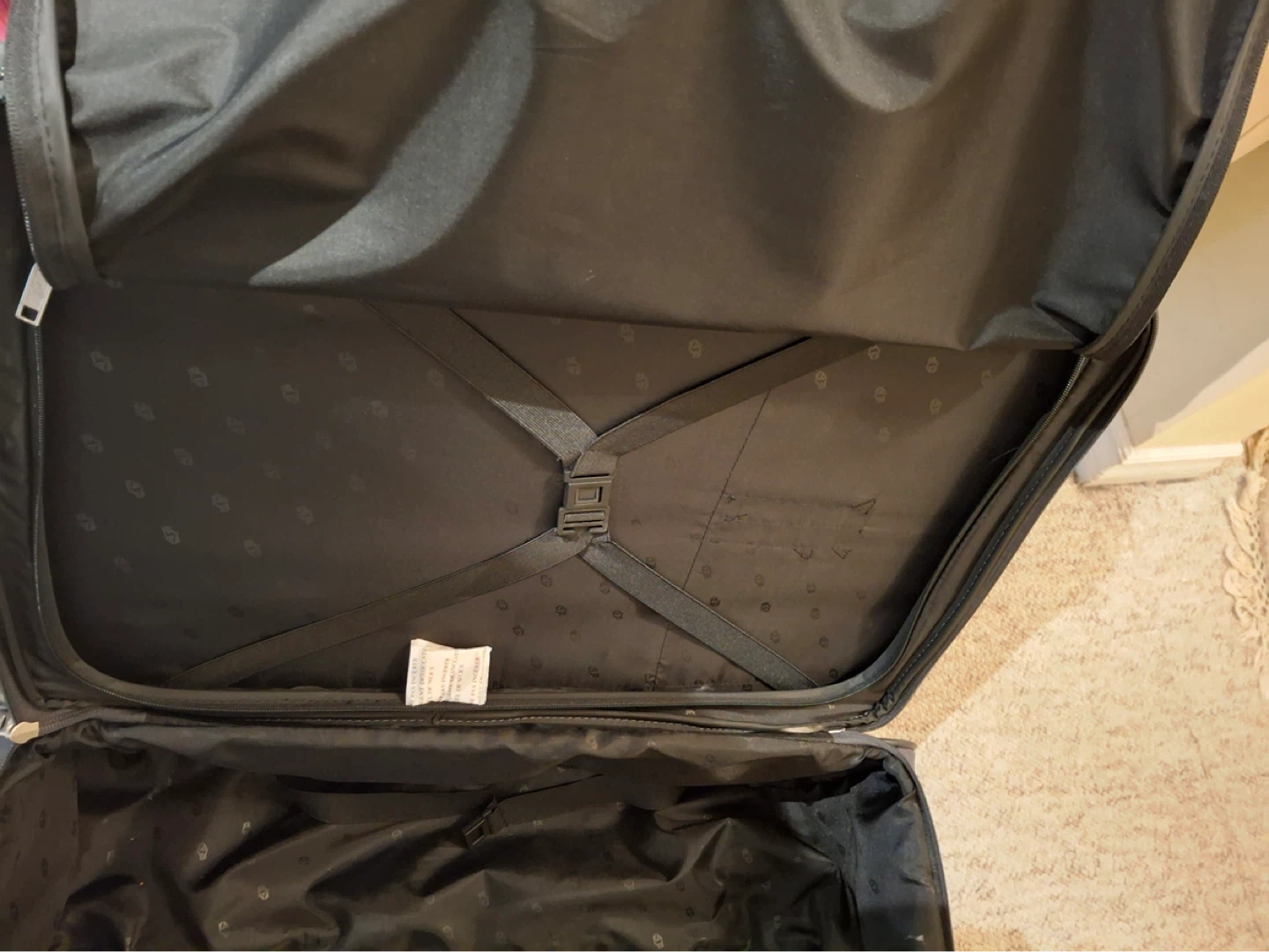 American Tourister grey suitcase - photo 4