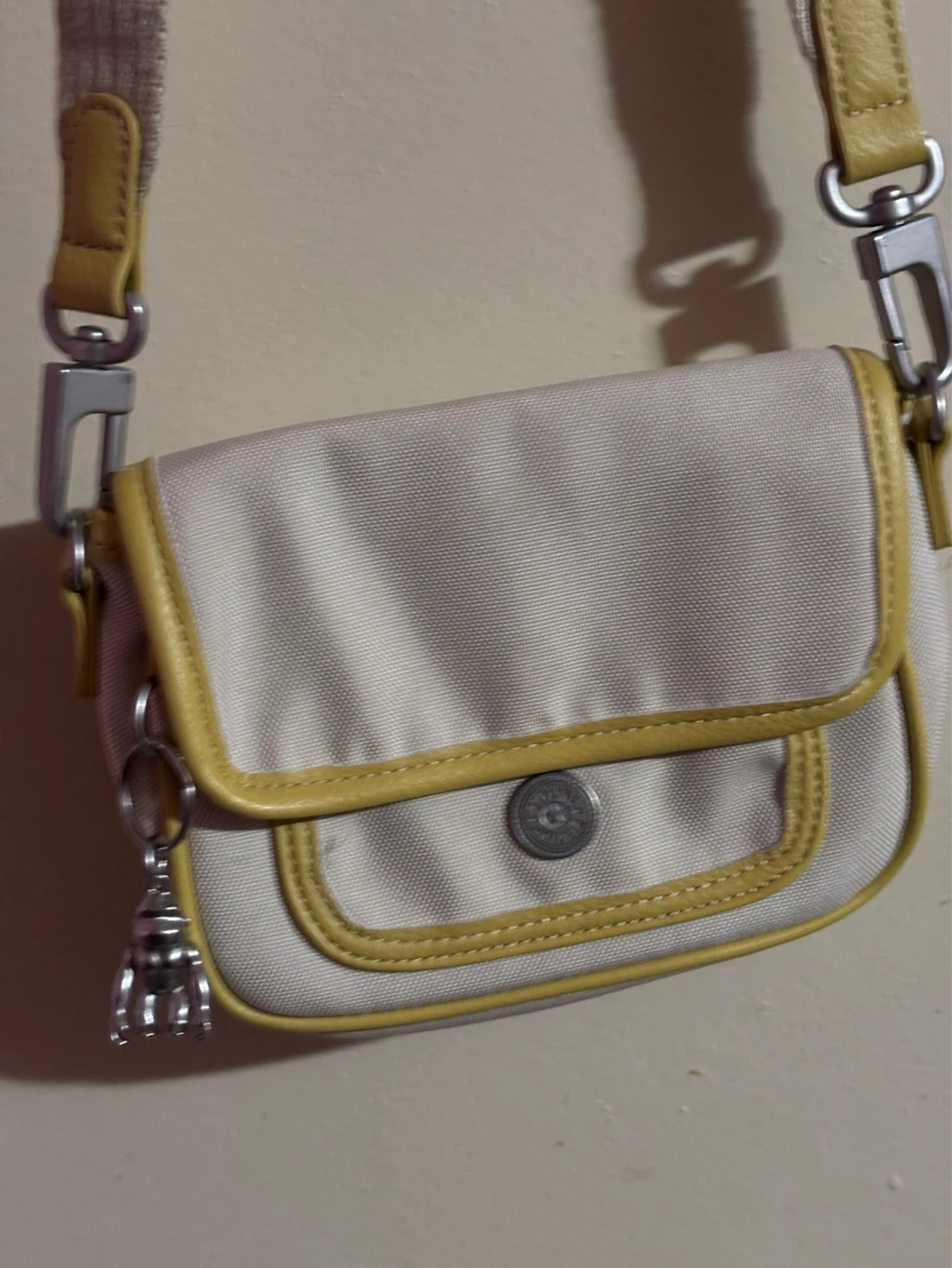 Kipling INAKI Medium Crossbody Bag - Straw Yellow - photo 3