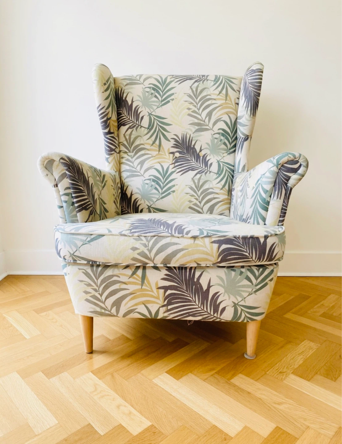 Fauteuil à dossier haut imprimé feuilles - photo 2