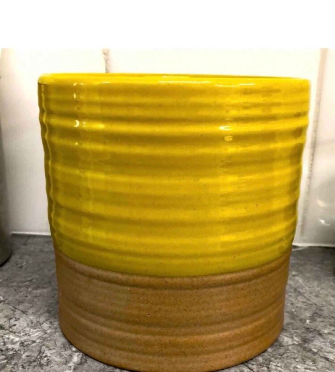 Yellow Ceramic Planter Pot 🌱 - photo 2