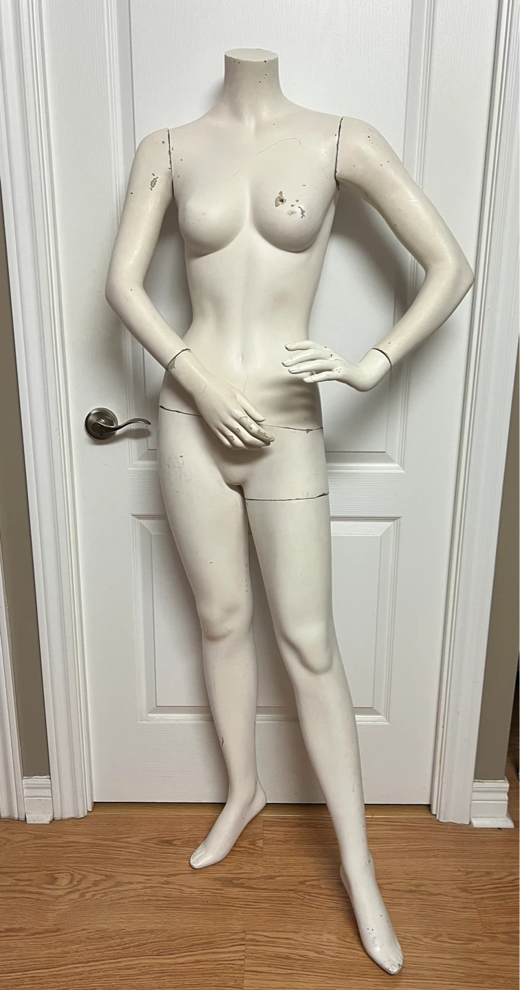 Vintage Female Mannequin - Please Read