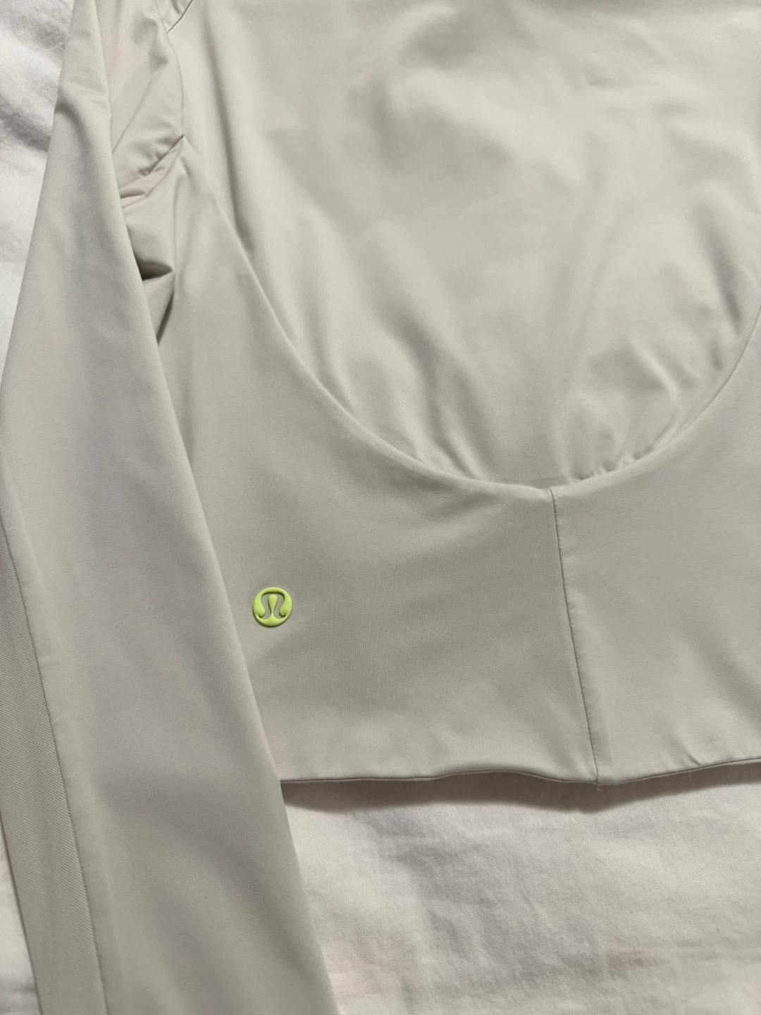 Excellent Condition Lululemon Long Mesh Sleeve Shirt Size S