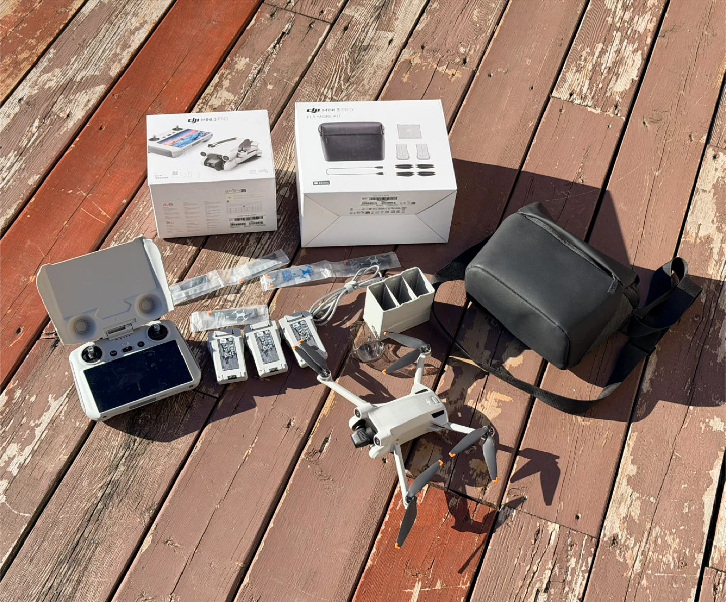 DJI Mini 3 Pro Fly More Kit Drone