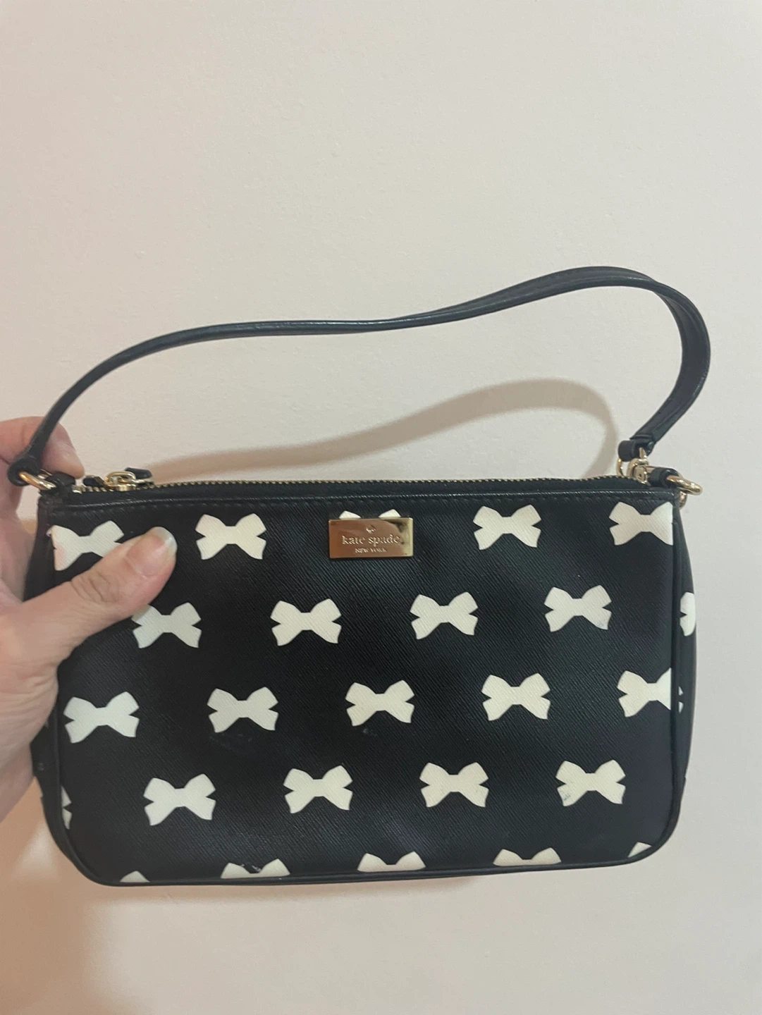 Kate Spade Black Bow Print Wristlet Pouch