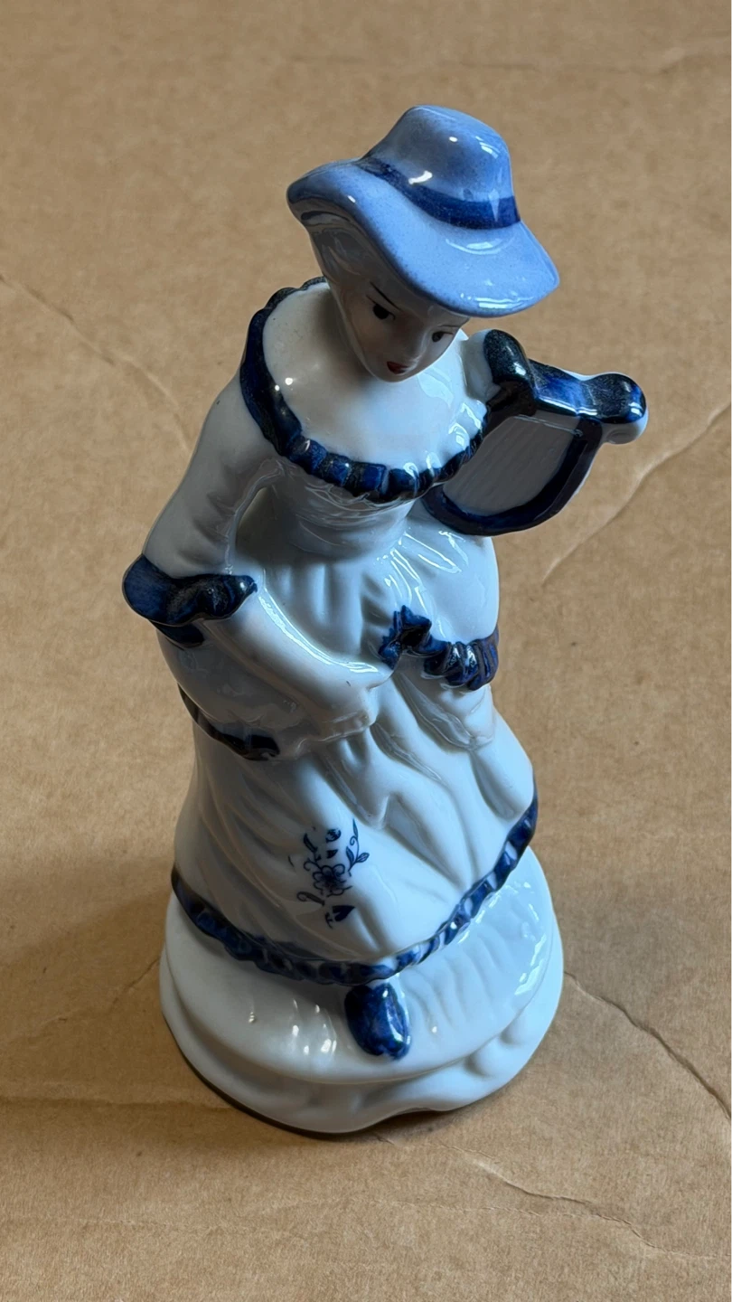Vintage Ceramic Lady Figurine Blue and White - photo 3