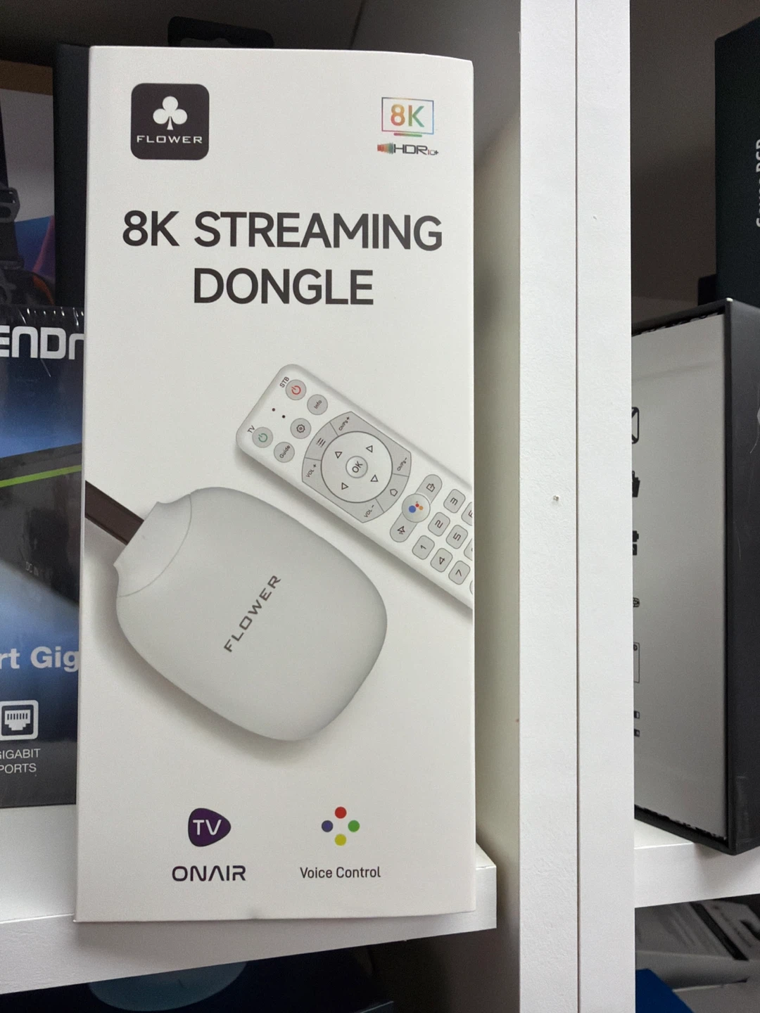 Flower 8K Streaming Dongle with Remote