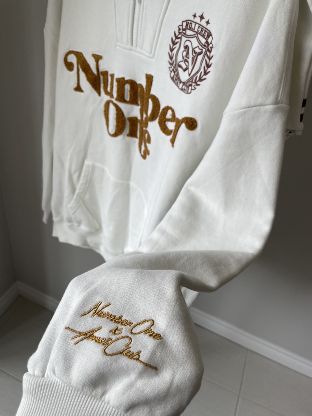 XL White "Number One" 1/4 Zip Sweatshirt - Detective Academy - photo 4