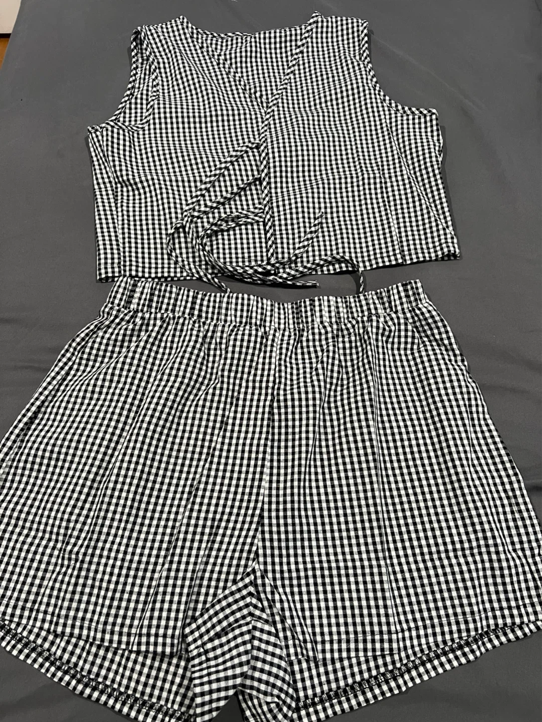 Black and White Gingham Set - Size L
