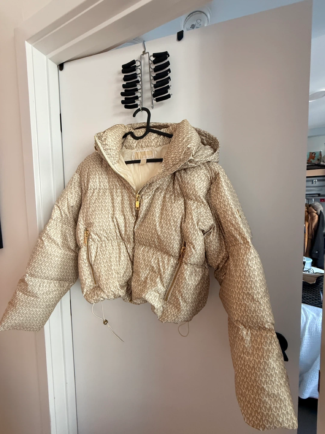 Michael Kors Puffer Jacket - photo 2